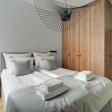 Brabank Riverside - Sauna, Business & Gym By Downtown *