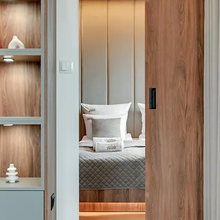 Brabank Riverside - Sauna, Business & Gym By Downtown Apartment *